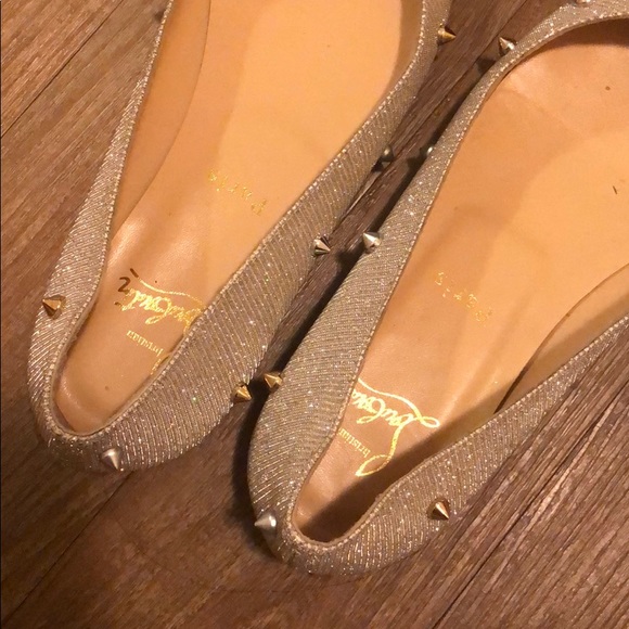 Shoes - Picture 4 of 5